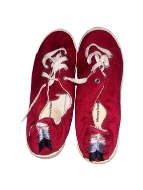 Time & Tru Red Knit Lace-Up Sneakers with Feather Embroidery